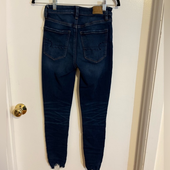 American Eagle Dark Wash Skinny Jean Size 2 Women’s - Picture 2 of 3